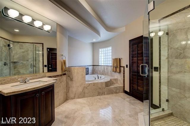 4927 Spanish Heights Drive, Las Vegas, NV 89148