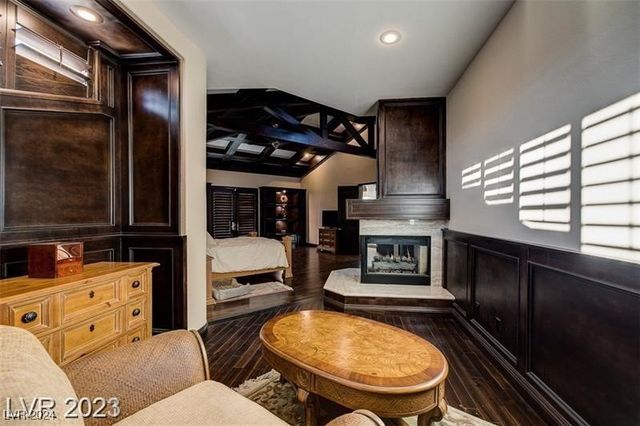 4927 Spanish Heights Drive, Las Vegas, NV 89148