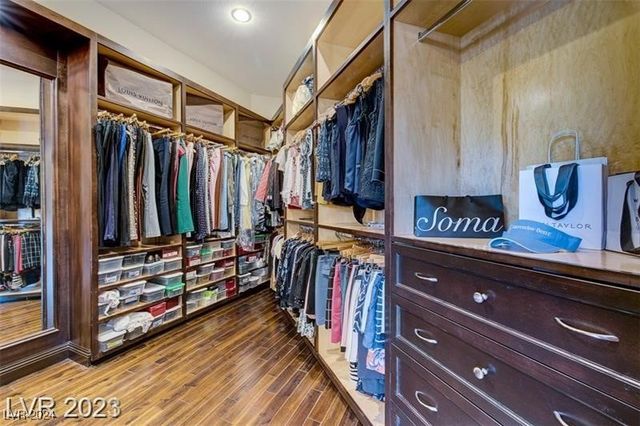 4927 Spanish Heights Drive, Las Vegas, NV 89148