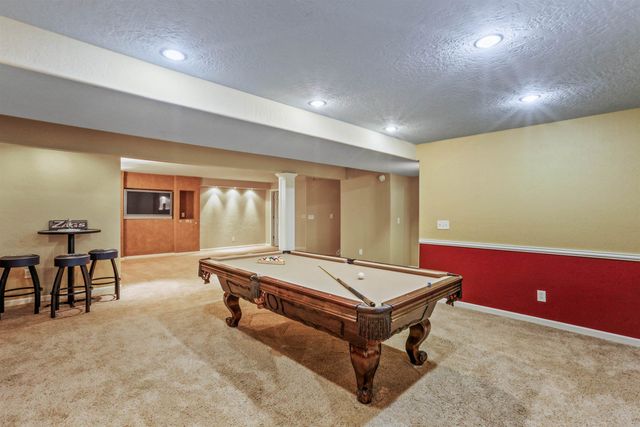 17005 E Morningside Ln, Spokane, WA 99016