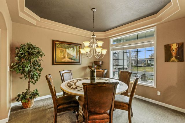 17005 E Morningside Ln, Spokane, WA 99016