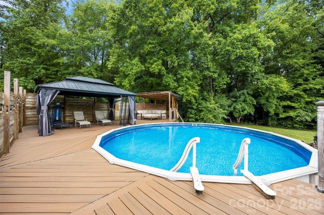 164 Harry Robinson Street, Dallas, NC 28034