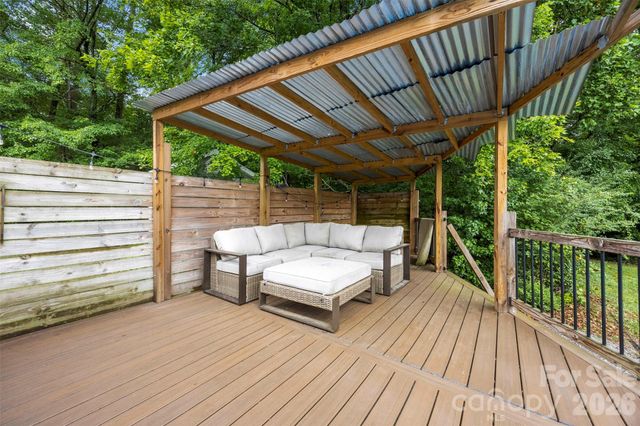 164 Harry Robinson Street, Dallas, NC 28034