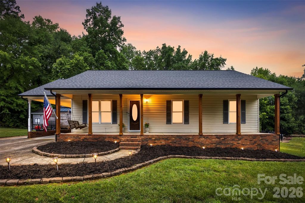 164 Harry Robinson Street, Dallas, NC 28034