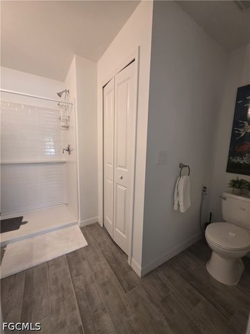 4421 NE 15th PL, Cape Coral, FL 33909