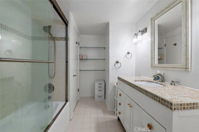 11044 Ophir 403, Los Angeles, CA 90024