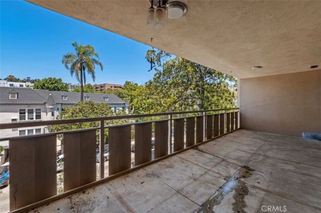 11044 Ophir 403, Los Angeles, CA 90024