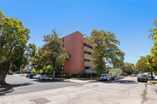 11044 Ophir 403, Los Angeles, CA 90024