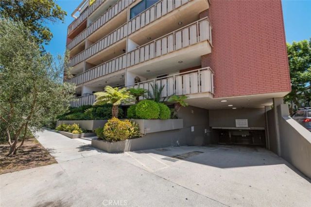 11044 Ophir 403, Los Angeles, CA 90024