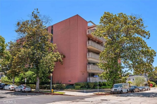 11044 Ophir 403, Los Angeles, CA 90024