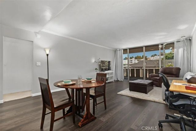 11044 Ophir 403, Los Angeles, CA 90024