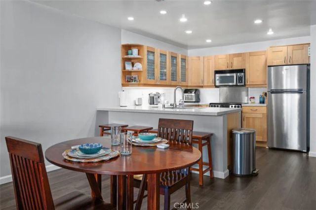 11044 Ophir 403, Los Angeles, CA 90024