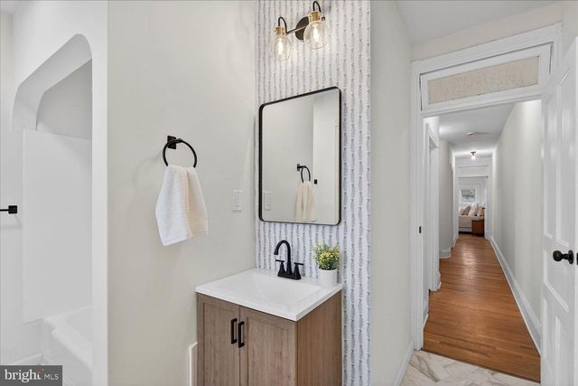 980 E ORANGE ST, Lancaster, PA 17602