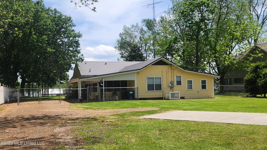 5375 568 Highway, Ferriday, LA 71334