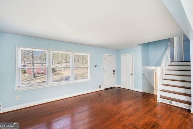 1918 Valley Ridge Drive SW, Atlanta, GA 30331