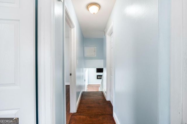 1918 Valley Ridge Drive SW, Atlanta, GA 30331