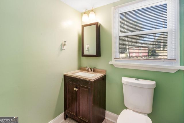 1918 Valley Ridge Drive SW, Atlanta, GA 30331