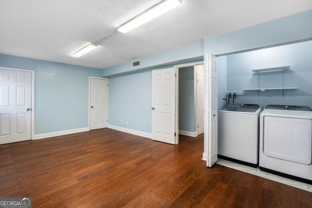 1918 Valley Ridge Drive SW, Atlanta, GA 30331