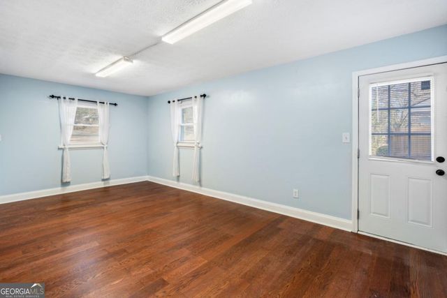 1918 Valley Ridge Drive SW, Atlanta, GA 30331