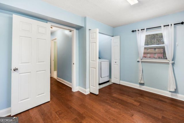 1918 Valley Ridge Drive SW, Atlanta, GA 30331