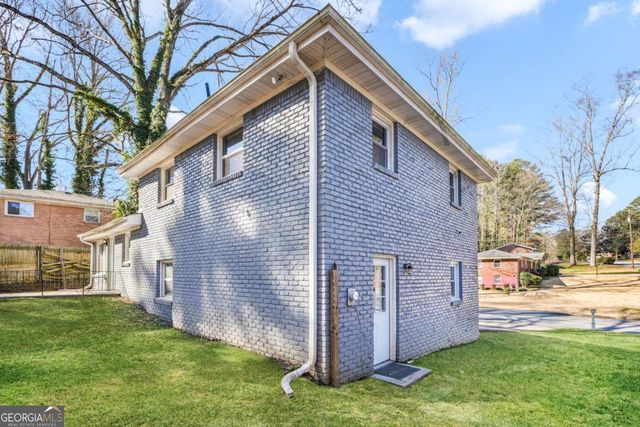 1918 Valley Ridge Drive SW, Atlanta, GA 30331