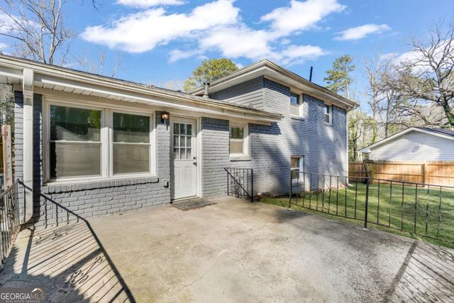 1918 Valley Ridge Drive SW, Atlanta, GA 30331