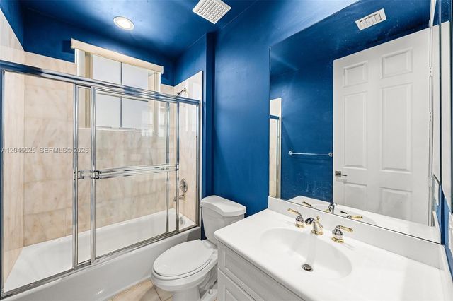 1549 Shoreline Way, Hollywood, FL 33019
