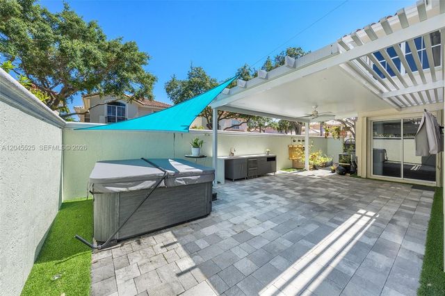 1549 Shoreline Way, Hollywood, FL 33019