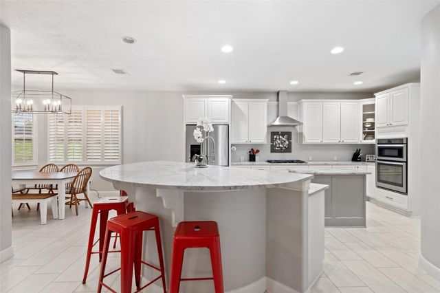 15619 Stone Gables Lane, Houston, TX 77044