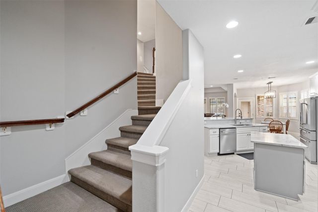 15619 Stone Gables Lane, Houston, TX 77044