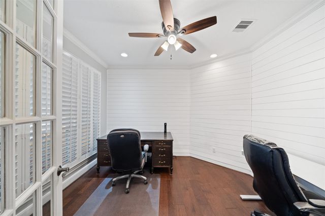 15619 Stone Gables Lane, Houston, TX 77044