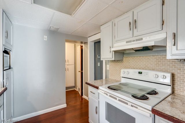 12335 Sunset Drive, Garfield Heights, OH 44125