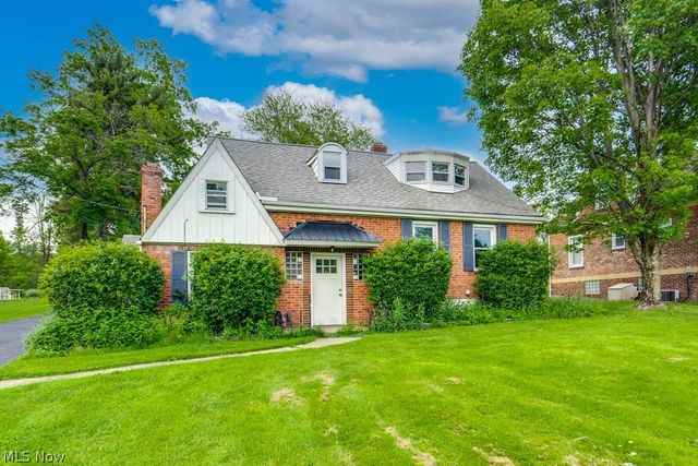 12335 Sunset Drive, Garfield Heights, OH 44125