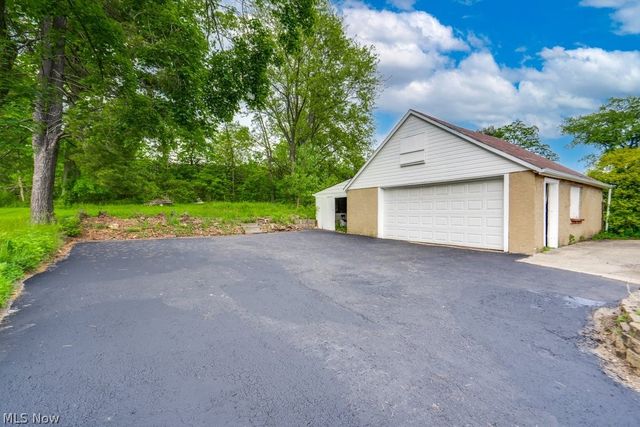 12335 Sunset Drive, Garfield Heights, OH 44125
