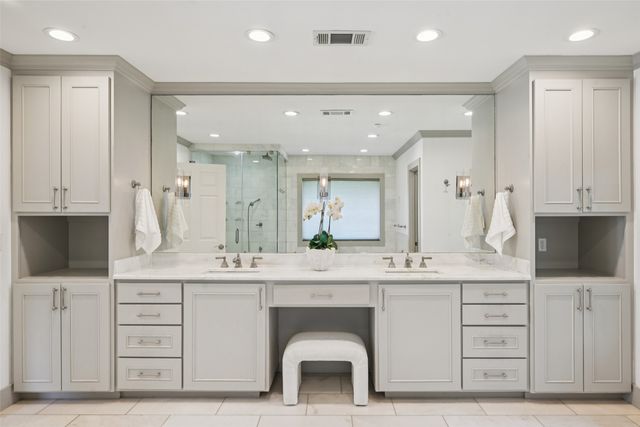 5818 Gramercy Place, Dallas, TX 75230