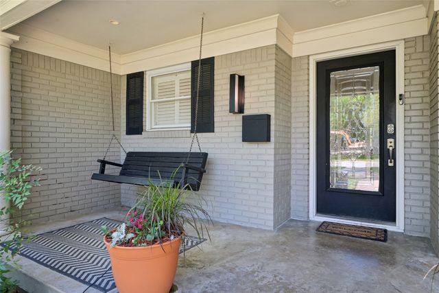 5818 Gramercy Place, Dallas, TX 75230