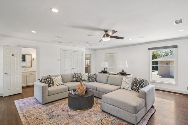 5818 Gramercy Place, Dallas, TX 75230