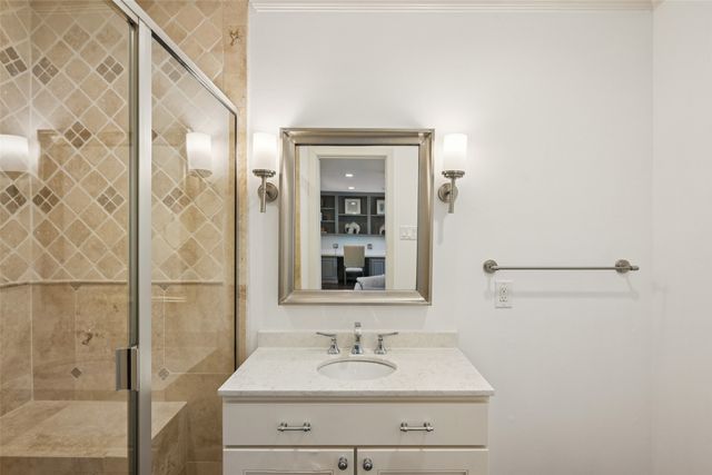 5818 Gramercy Place, Dallas, TX 75230