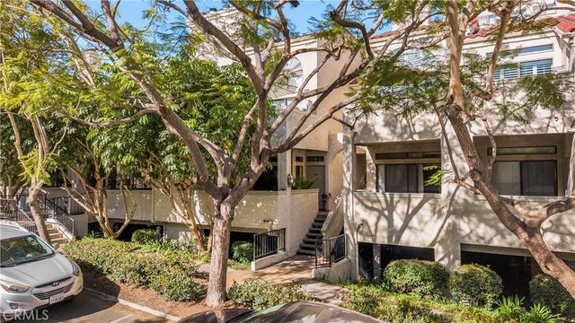 5101 Tortuga Drive 205, Huntington Beach, CA 92649