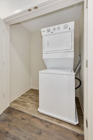 2824 W VAN BUREN Street 302, Chicago, IL 60612
