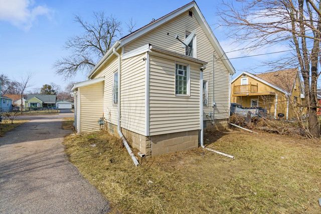 5064 N 56th STREET, Milwaukee, WI 53218