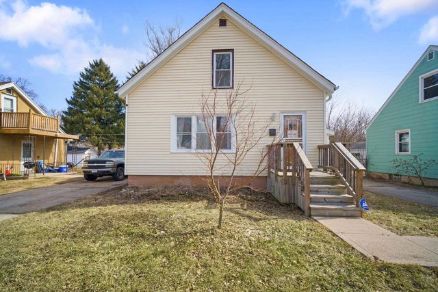 5064 N 56th STREET, Milwaukee, WI 53218