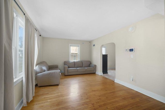 5064 N 56th STREET, Milwaukee, WI 53218