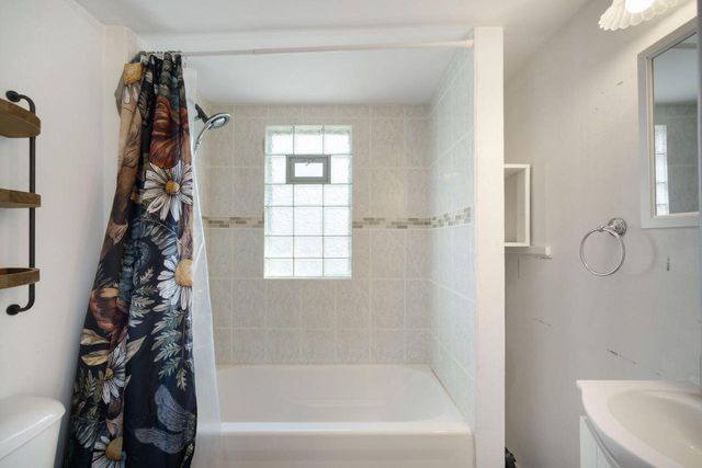 5064 N 56th STREET, Milwaukee, WI 53218