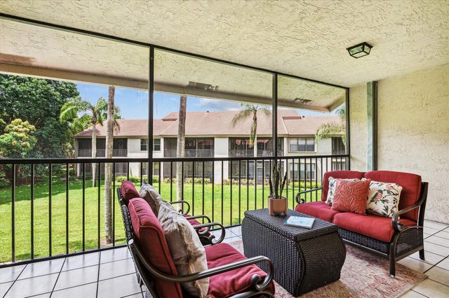 5750 Coach House Circle G, Boca Raton, FL 33486