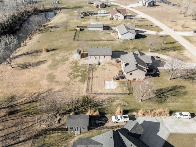 727 Chukker Ln, Haysville, KS 67060
