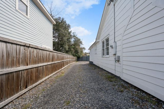 4490 Durant Avenue, North Charleston, SC 29405