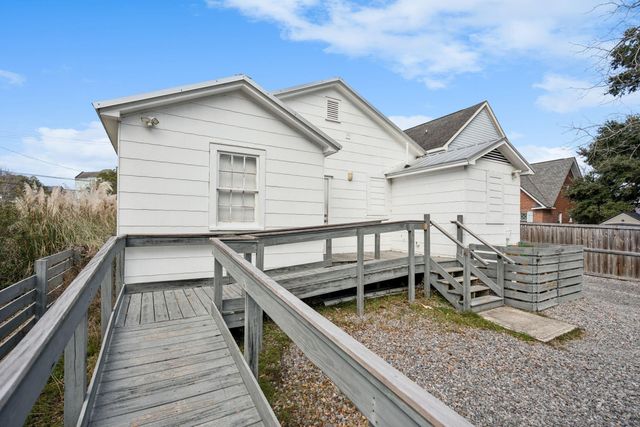 4490 Durant Avenue, North Charleston, SC 29405