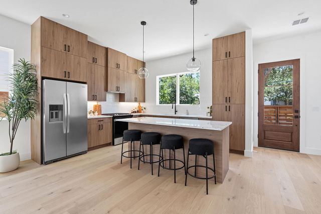 502 Normandy ST 1, Austin, TX 78745