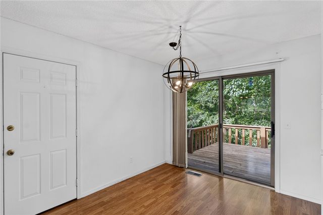 2 Raleigh Hills Lane, Bella Vista, AR 72715